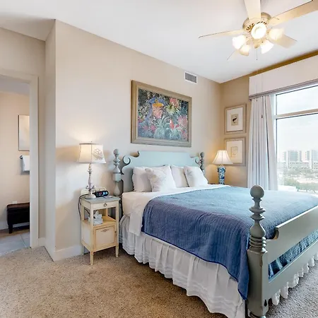 Emerald By The Sea Retreat Galveston Room photo