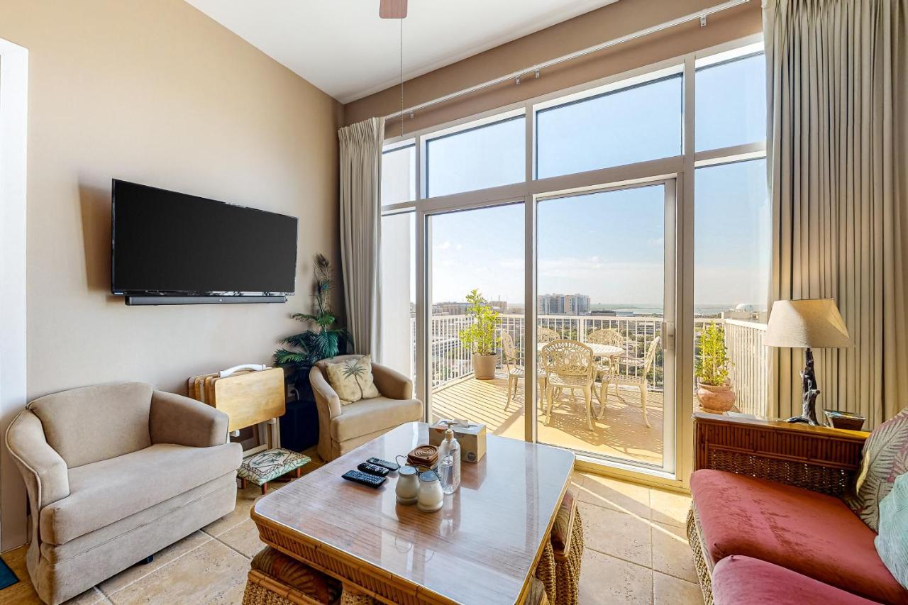 Emerald By The Sea Retreat Apartment Galveston