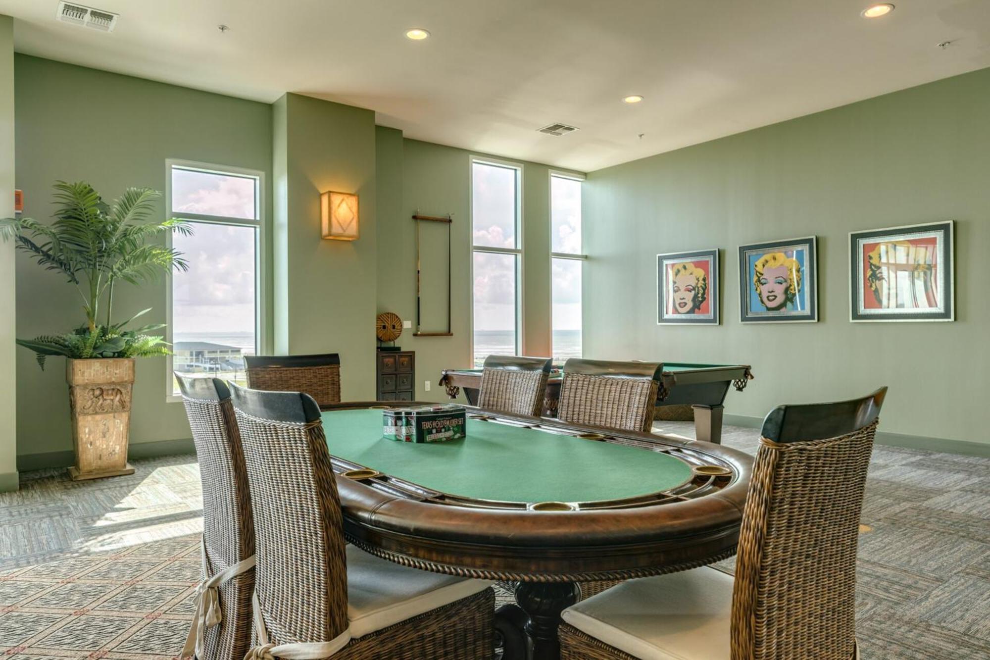 Emerald By The Sea Retreat Galveston