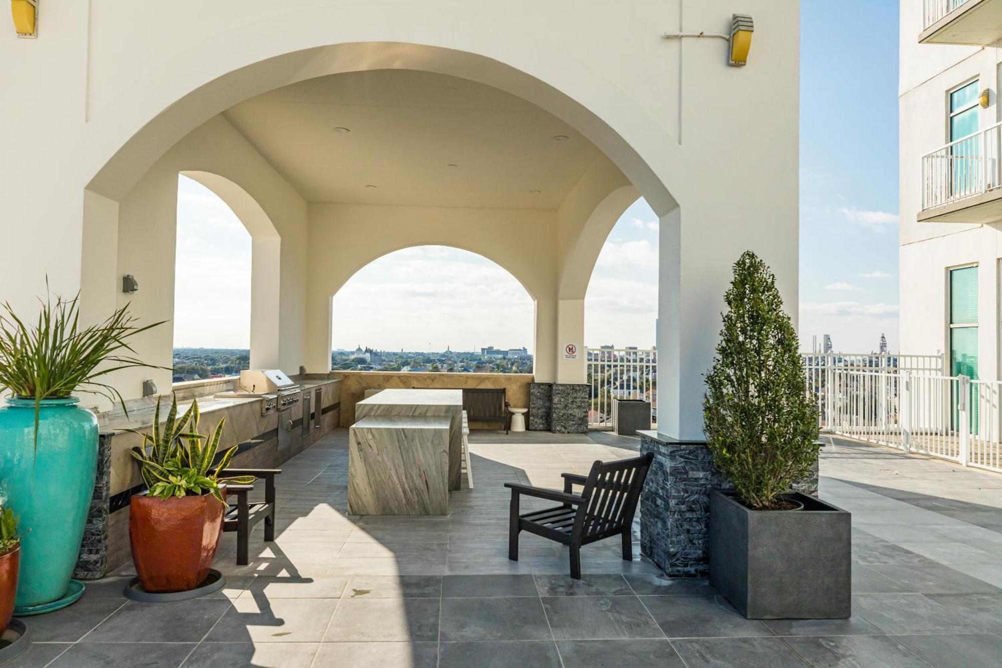 Emerald By The Sea Retreat * Galveston