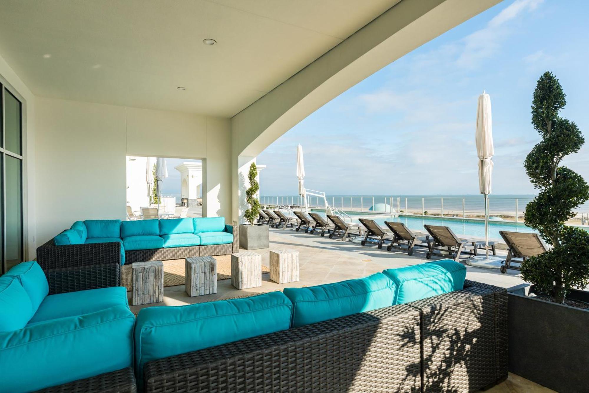 Emerald By The Sea Retreat * Galveston